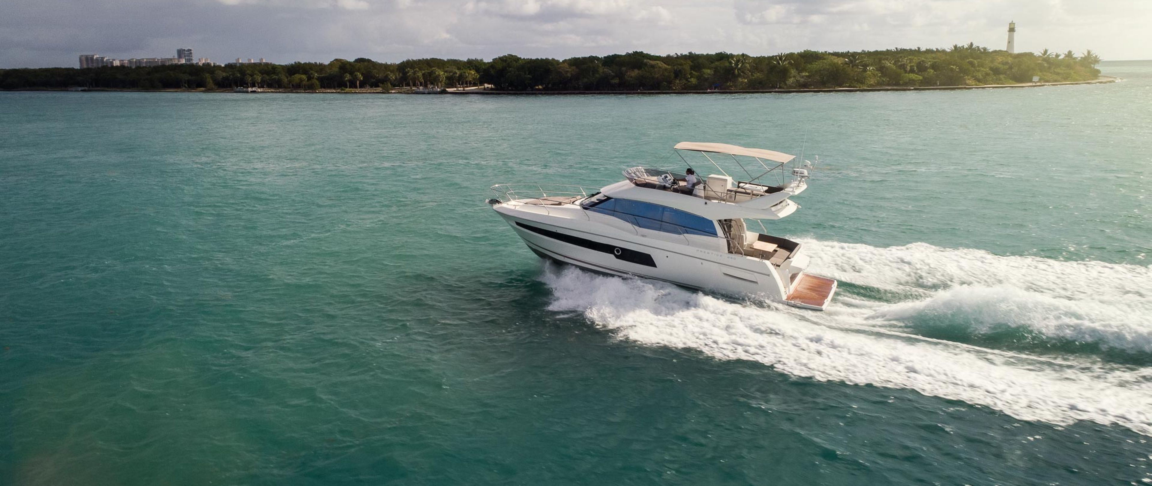 Prestige 460: Perfect Family Cruiser for Boating In The PNW‍