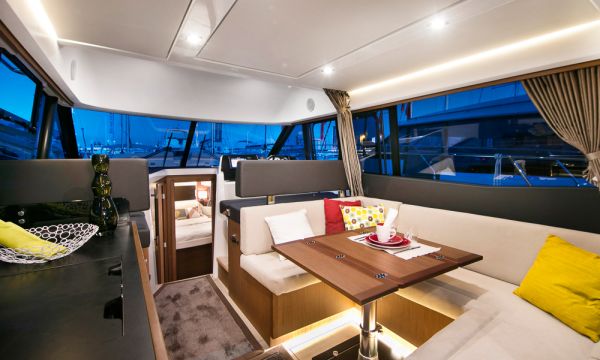 Interior photo of the Jeanneau 37 Velasco 