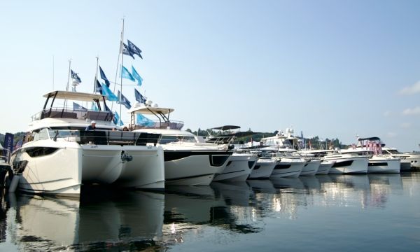 Boats in a lineup at Boats Afloat in Seattle