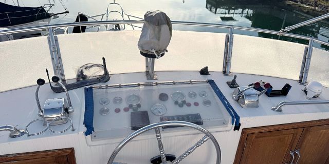 1988 SeaRanger 46 Moon River