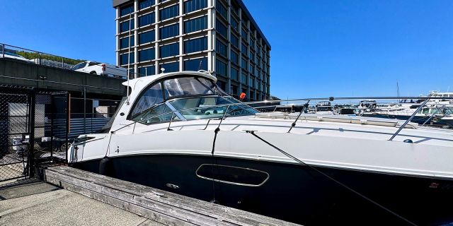 2009 Sea Ray Sundancer 350