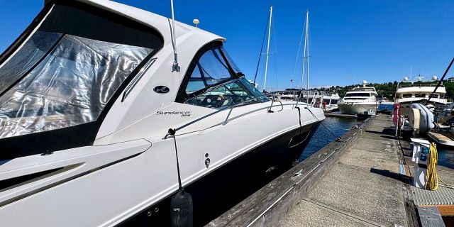 2009 Sea Ray Sundancer 350