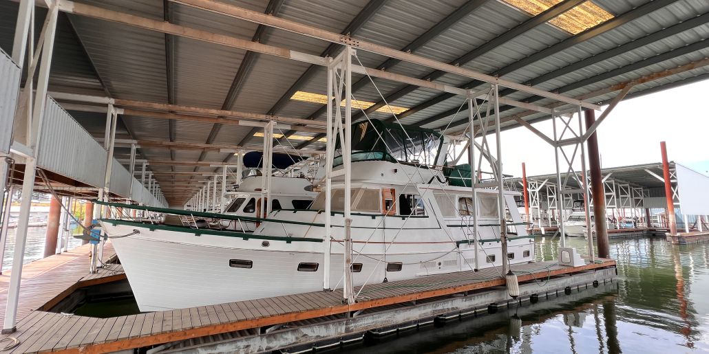 Photo of a 1982 Ocean Alexander MK1 Pilothouse