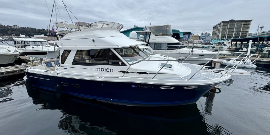 Photo of a 2018 Cutwater C-30 CB