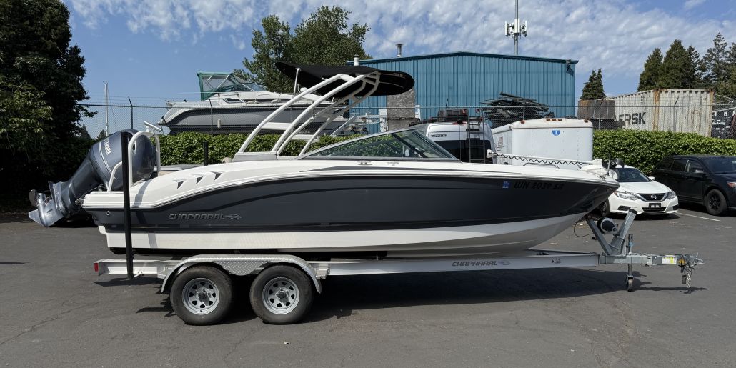 Photo of a 2016 Chaparral 21 Deluxe H20 Ski and Fish