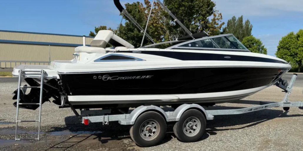 Photo of a 2017 Crownline 205 SS
