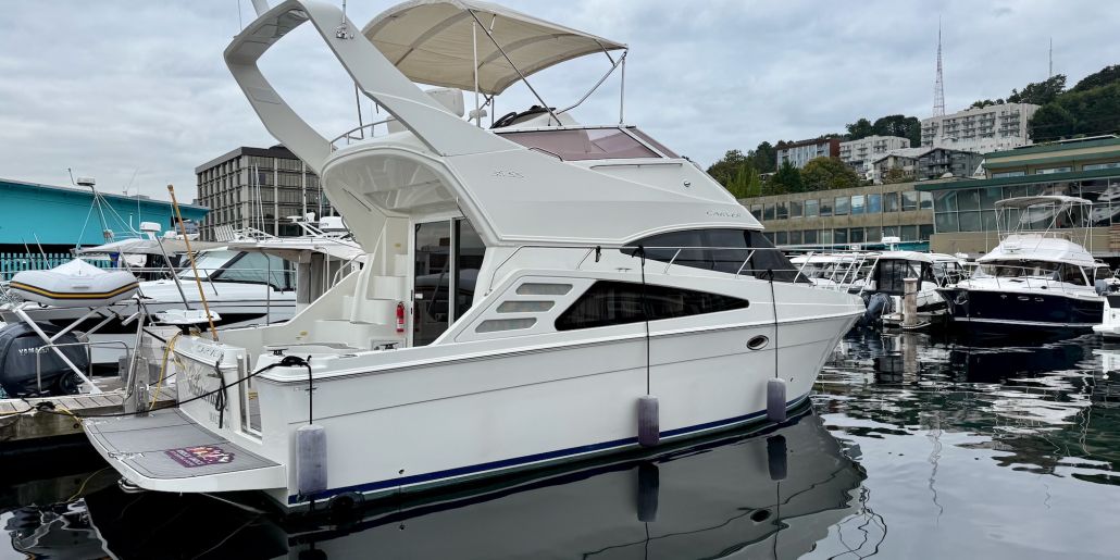 Photo of a 2007 Carver 35 SS