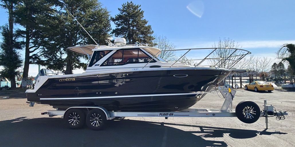 Photo of a 2023 Cutwater C-248 Coupe