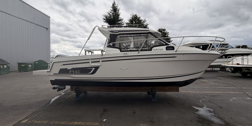 Photo of a 2023 Jeanneau NC Weekender 795 Series 2