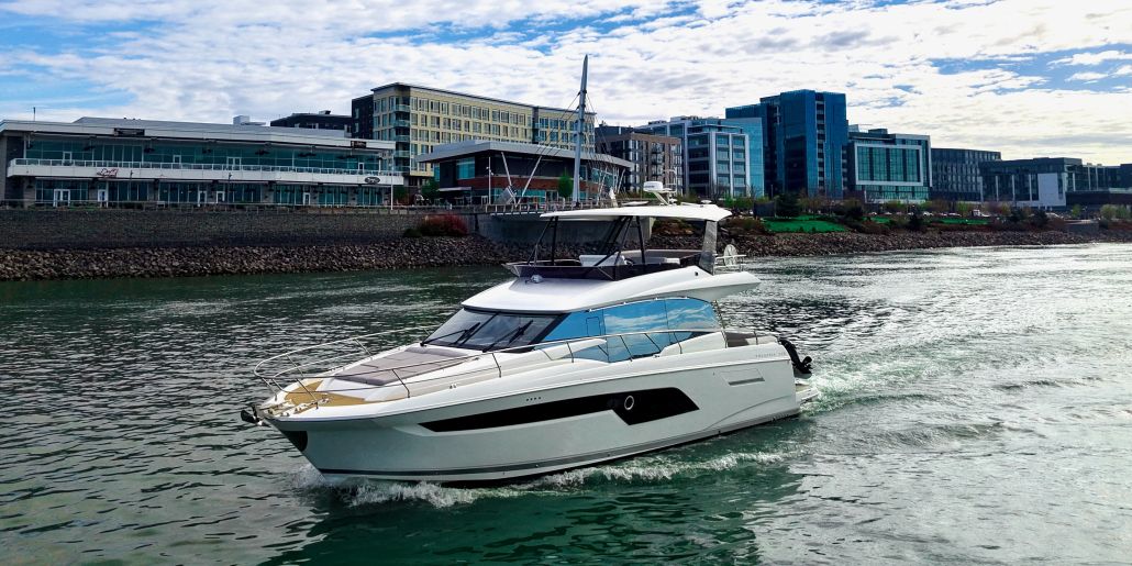 Photo of a 2023 Prestige Yachts 520 Fly