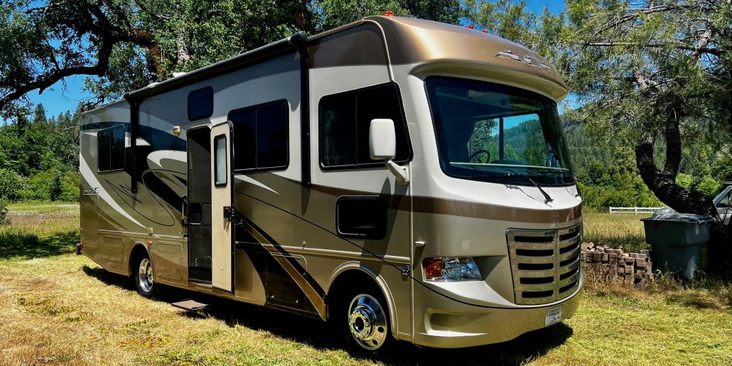 Photo of a 2012 Thor A.C.E.