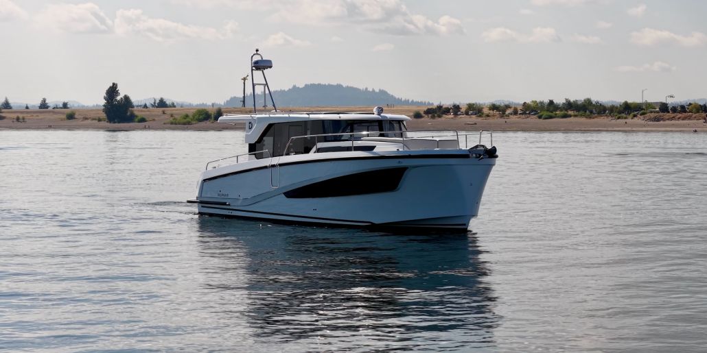 Photo of a 2025 Delphia Yachts D10 Sedan