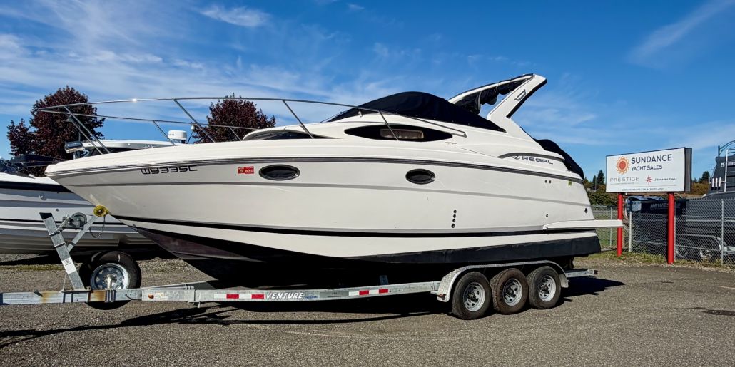 Photo of a 2013 Regal 3060 Express Cruiser