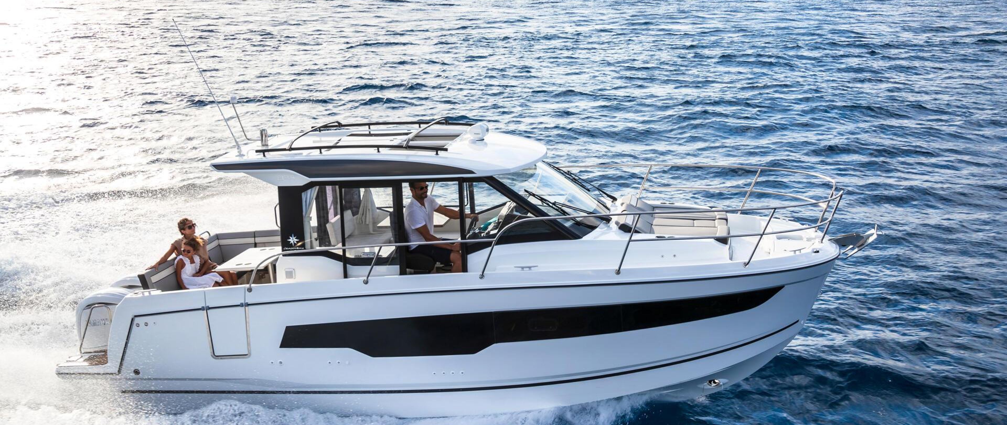 Jeanneau NC 895 Series 2 | Sundance Yachts